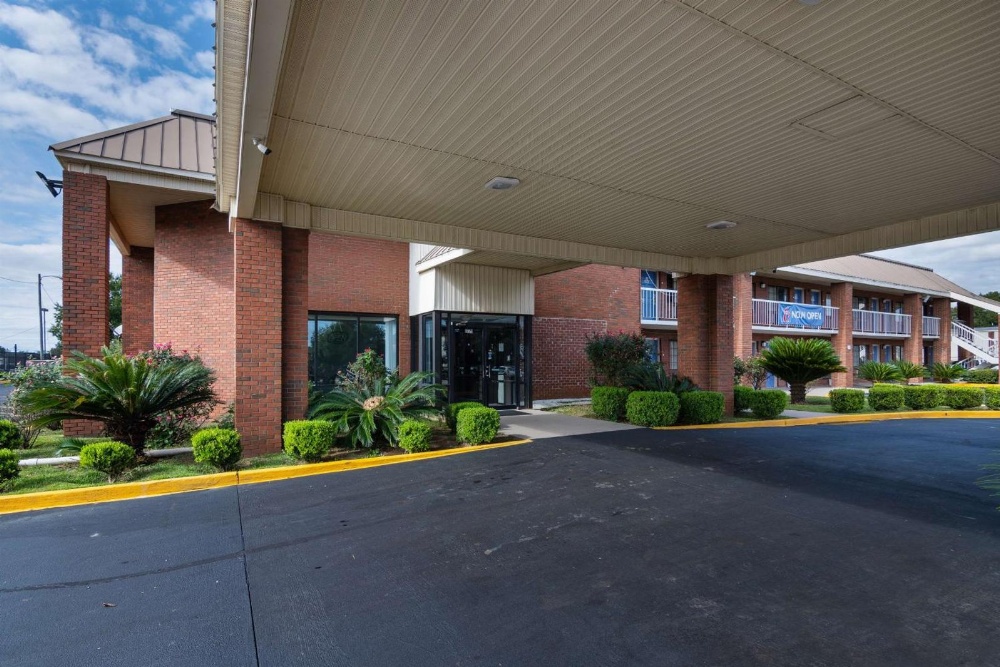 Motel 6-Montgomery, AL - Coliseum Main image